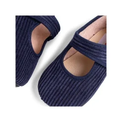 Chaussons Babies En Velours Côtelé Pour Filles