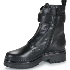 DEREK ZIP