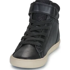 J GISLI GIRL
