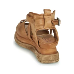 LAGOS BUCKLE