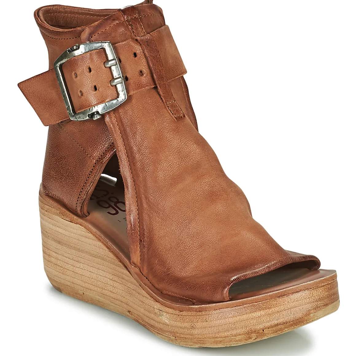 NOA BUCKLE