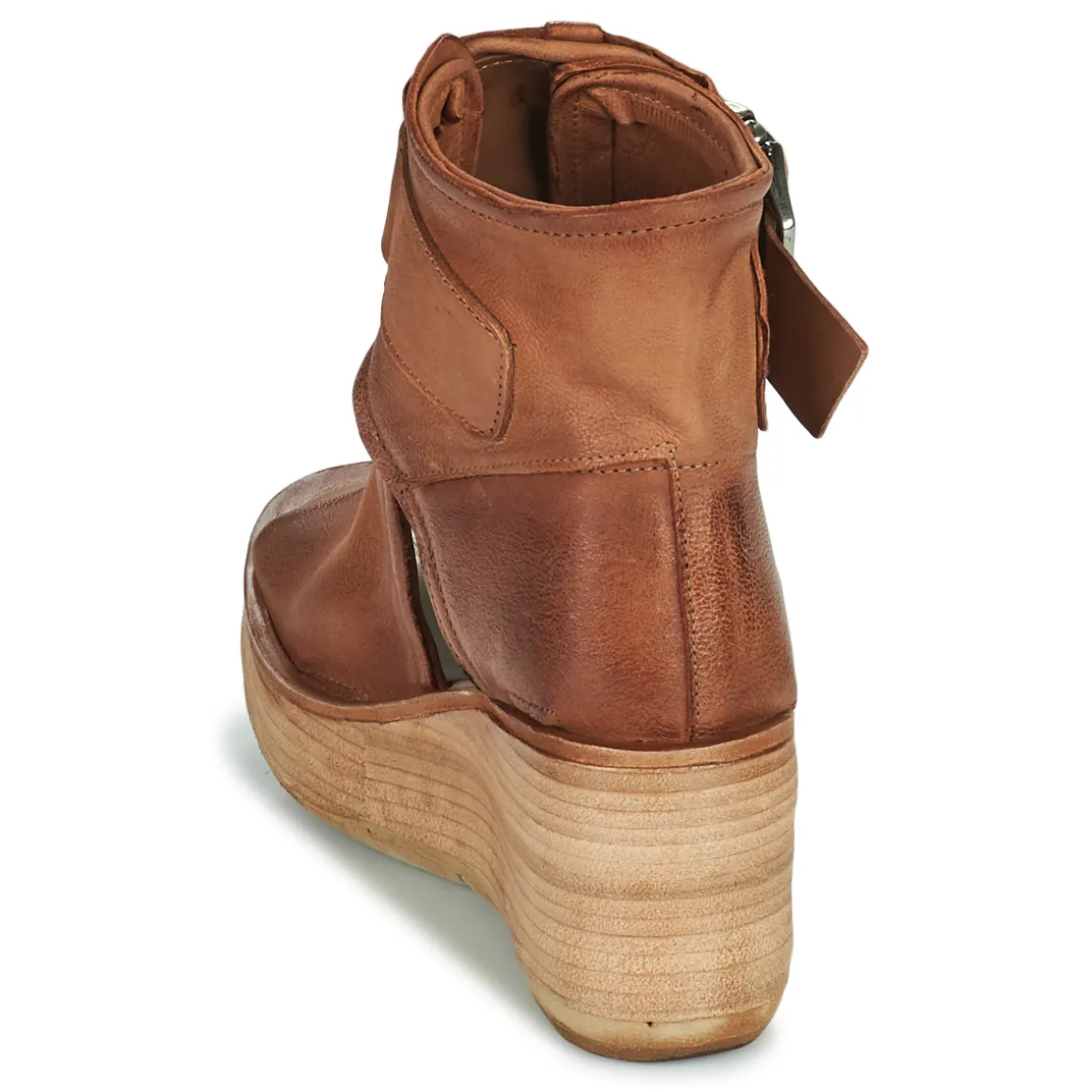 NOA BUCKLE