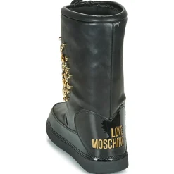 SKI BOOT