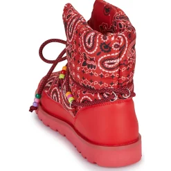 SNOW BOOTS