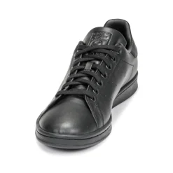 STAN SMITH