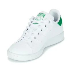 STAN SMITH J