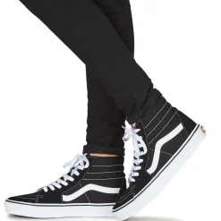 UA SK8-HI