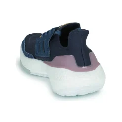 ULTRABOOST 22 W